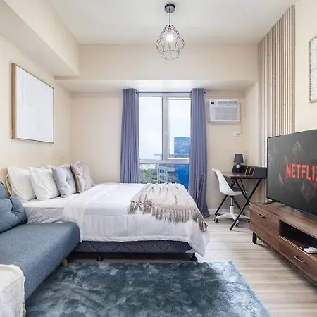 Furnished Studio In Avida Towers Riala, Cebu It Park With Fast Wifi, Netflix, Pool And More