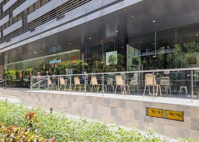 Furnished In Avida Towers Riala, It Park With Fast Wifi, Netflix, Pool And